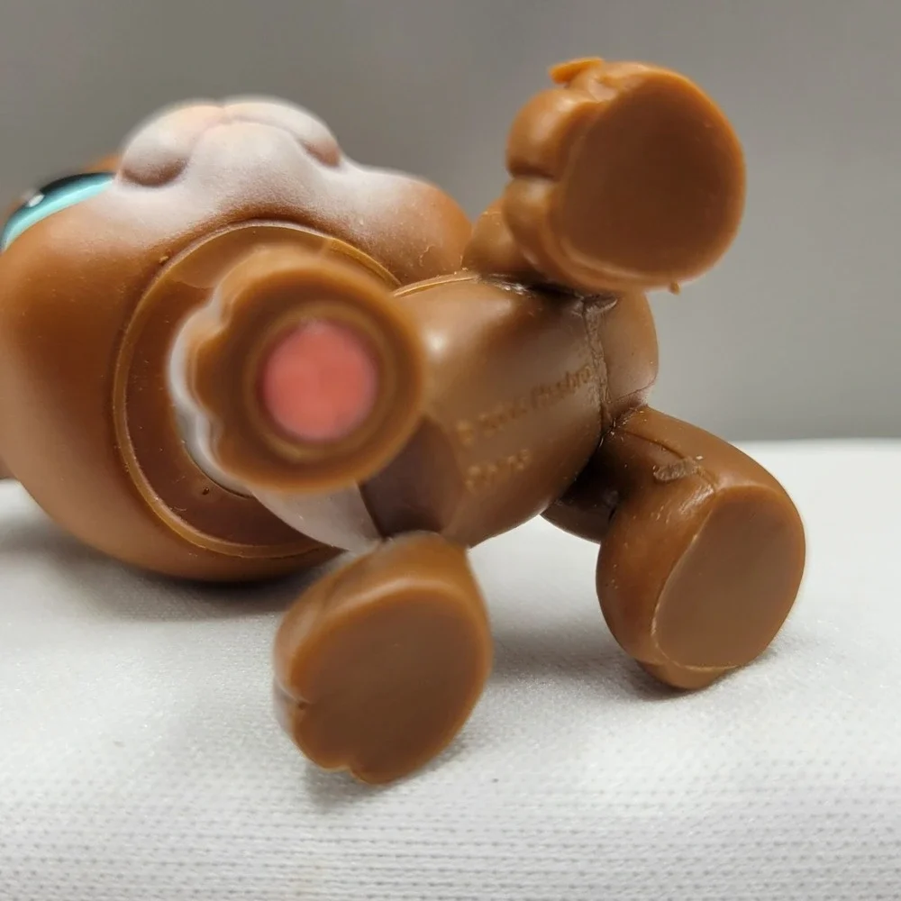Littlest Pet Shop #83 Boxer Puppy Dog Brown White Blue Dot Eyes Figure Hasbro